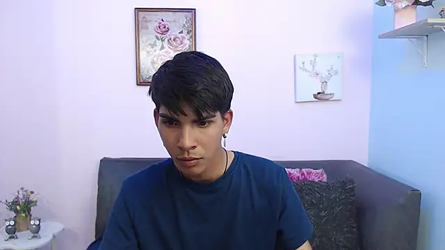 Snapshot of David_925_ chatting on 19, 9, 2025 David 925 online show from 19, 9, 2025