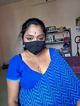 Snapshot of queendivya chatting on 28, 5, 2026 queendivya online show from 28, 5, 2026