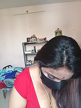 Snapshot of queendivya chatting on 14, 5, 2026 queendivya online show from 14, 5, 2026
