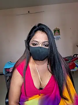 Snapshot of queendivya chatting on 19, 5, 2026 queendivya online show from 19, 5, 2026