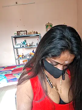 Snapshot of queendivya chatting on 10, 6, 2026 queendivya online show from 10, 6, 2026
