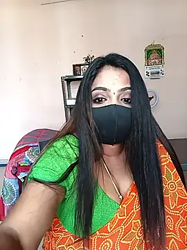 Snapshot of queendivya chatting on 8, 5, 2026 queendivya online show from 8, 5, 2026
