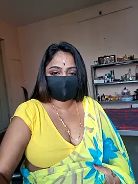 Snapshot of queendivya chatting on 3, 6, 2026 queendivya online show from 3, 6, 2026