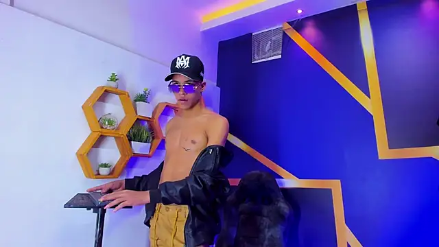 Imperialboys 2 online show from 28, 9, 2025