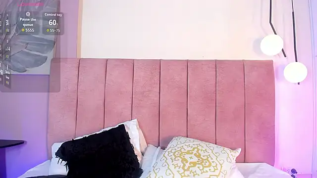 Kailynrose  online show from 23, 9, 2025