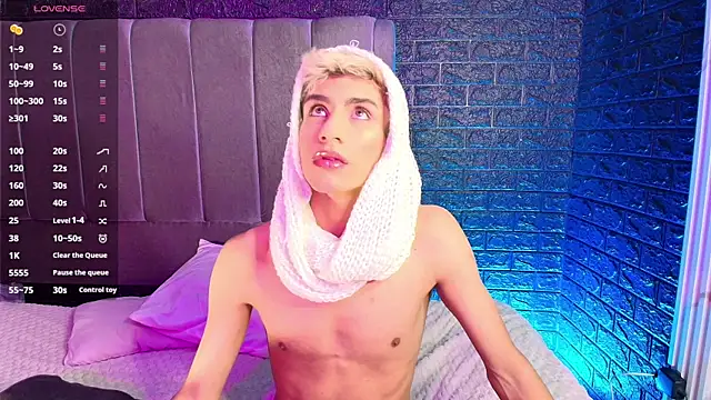 Erick Velveth online show from 12, 11, 2025