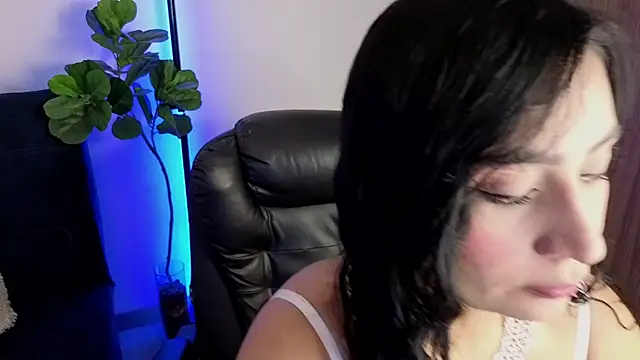 amyross s1 online show from 25, 4, 2026