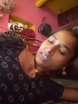 Snapshot of Hot_reshmaji chatting on 18, 6, 2026 Hot reshmaji online show from 18, 6, 2026