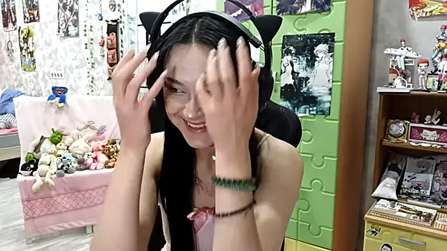 MiaJuiceee online show from 26, 9, 2025
