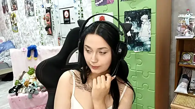 MiaJuiceee online show from 29, 9, 2025