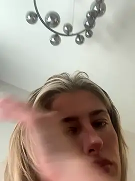 BabyBluexox online show from 25, 9, 2025