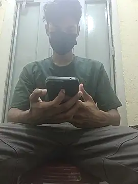 crish09 online show from 18, 7, 2026