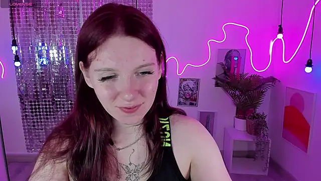 Layla Glam online show from 10, 10, 2025