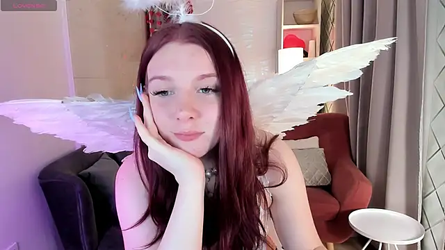 Layla Glam online show from 11, 2, 2026