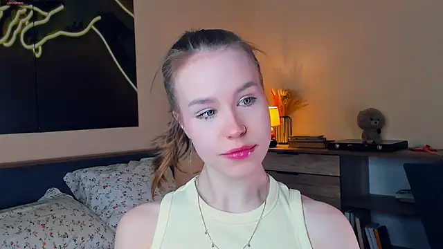 MaliaBourraine online show from 9, 3, 2026