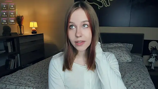 MaliaBourraine online show from 9, 10, 2025