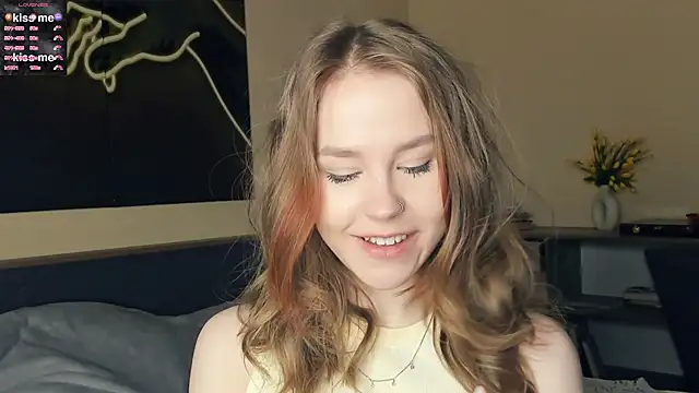 MaliaBourraine online show from 10, 4, 2026