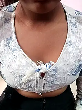 pari rani7 online show from 29, 11, 2025