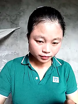 clara-cute online show from 2, 10, 2025