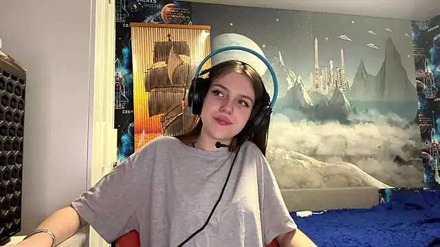 Elira Breeze online show from 11, 11, 2025