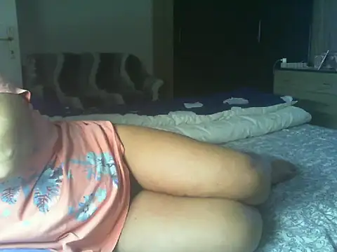 Lauray1 online show from 11, 11, 2025