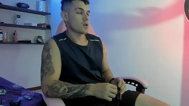 BooyHott  online show from 20, 12, 2025