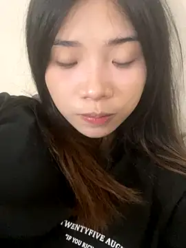 Snapshot of -Tania- chatting on 3, 10, 2025 -Tania- online show from 3, 10, 2025