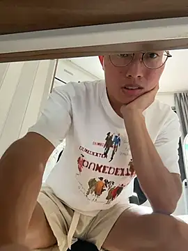 leeyoung  online show from 8, 10, 2025