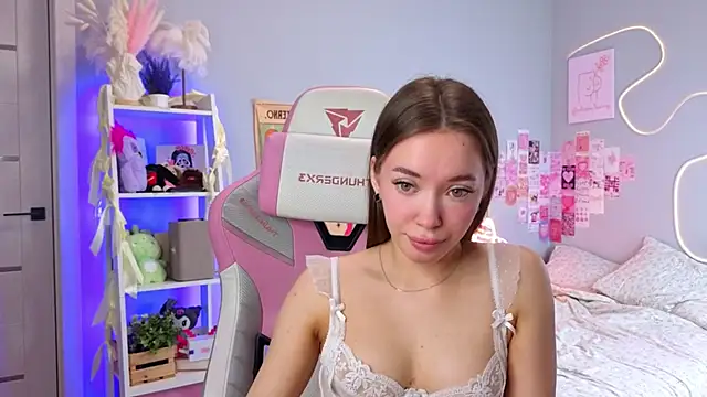 Leri Dells online show from 2, 4, 2026