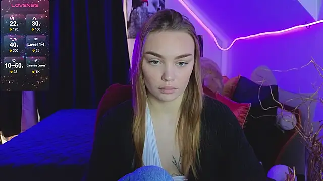 KitsyMoore online show from 17, 10, 2025