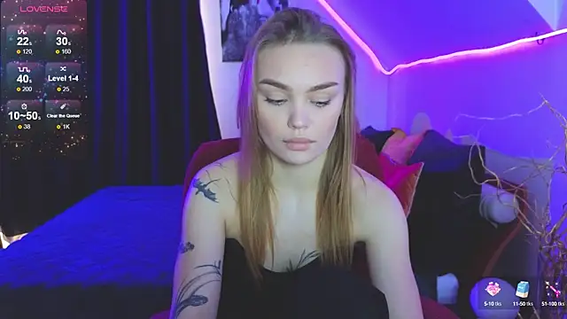 KitsyMoore online show from 11, 10, 2025