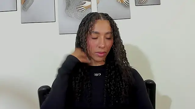 KAYLA BATISTA  online show from 16, 4, 2026