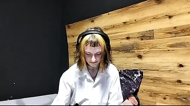 JenaeRadloff online show from 26, 9, 2025