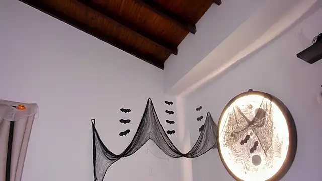 Isabella-Rosssi online show from 19, 10, 2025