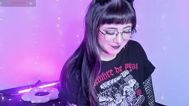 Hallucigenia  online show from 13, 3, 2026