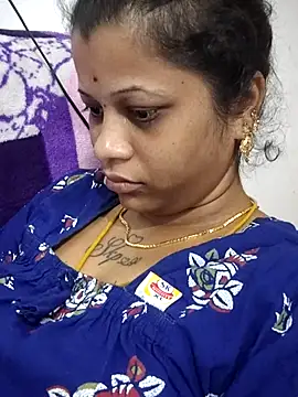 sweetqueen143 online show from 24, 4, 2026