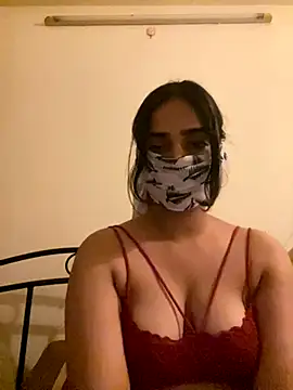 Snapshot of COCO_LOVE18 chatting on 18, 9, 2025 COCO LOVE18 online show from 18, 9, 2025
