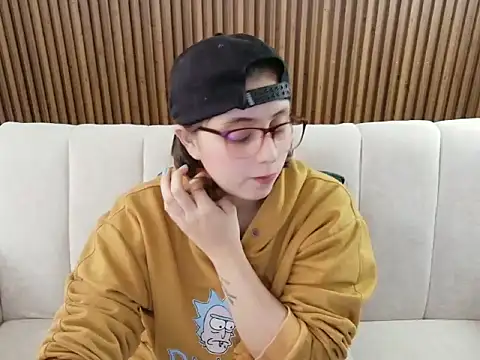 dirty feelena online show from 25, 2, 2026