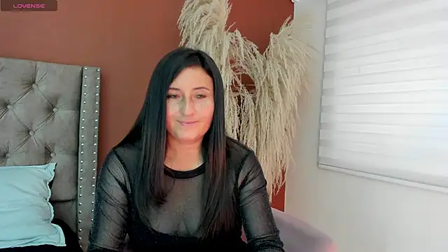 angela fiory online show from 31, 10, 2025