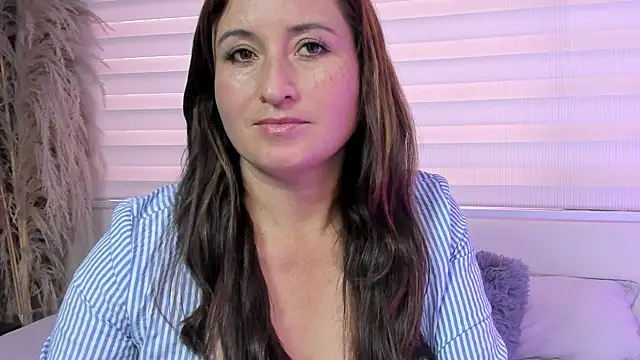 Snapshot of angela_fiory chatting on 14, 6, 2026 angela fiory online show from 14, 6, 2026