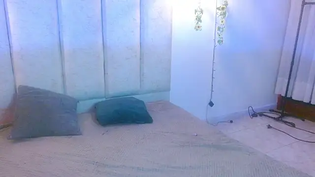 ladymooncs online show from 9, 10, 2025