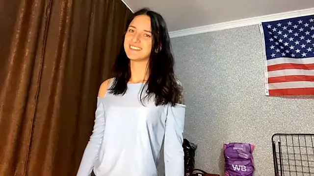 TifanyRawi online show from 1, 10, 2025