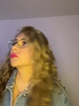 Nahomy th online show from 30, 9, 2025