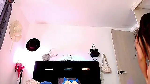 Camila Torresss online show from 29, 6, 2026
