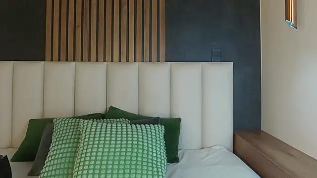 MyApril   online show from 31, 3, 2026