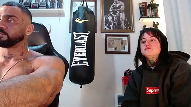 henryhadesflirt online show from 16, 4, 2026