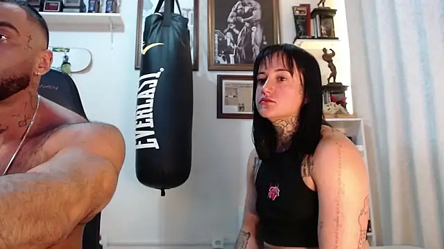 henryhadesflirt online show from 15, 4, 2026