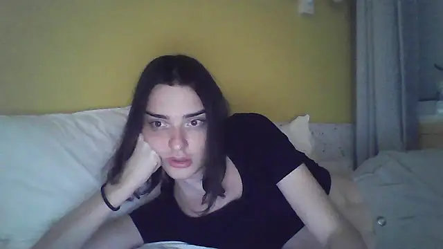 Luna Samosienko online show from 23, 9, 2025