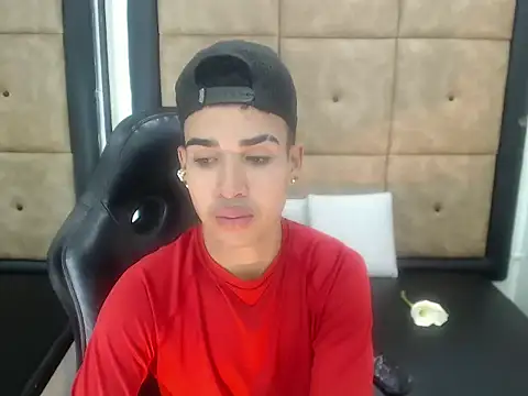 PatrickXX 1 online show from 27, 9, 2025