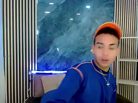 PatrickXX 1 online show from 30, 9, 2025